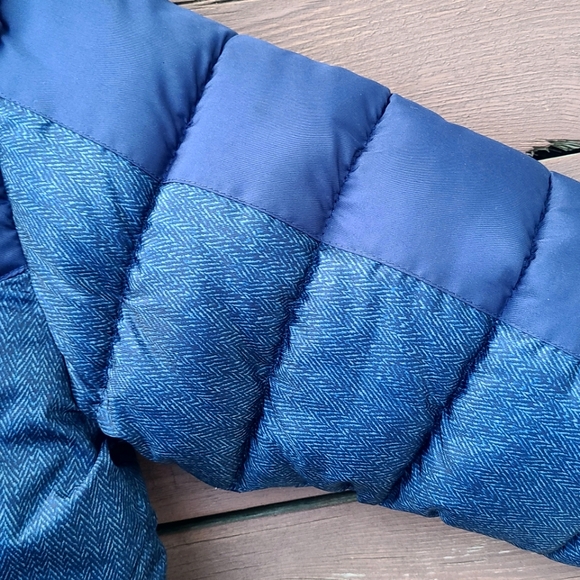 Arizona Boys' Water & Wind Resistant Heavy Puffer Coat Nay Herringbone Size 6/7 - Picture 10 of 11